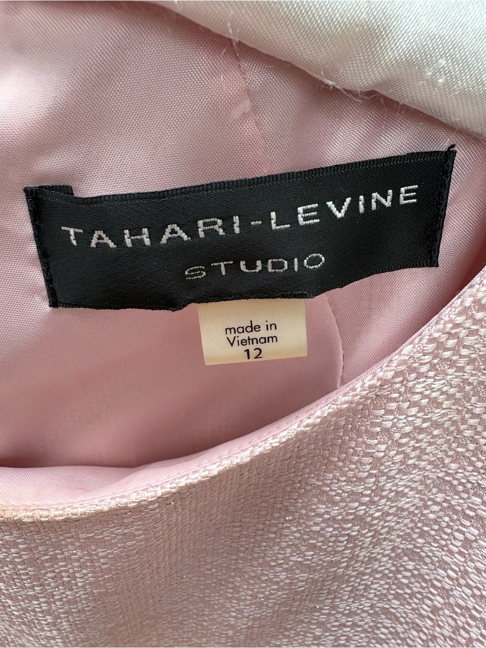Sleeveless Pink Bow-Front Formal Dress - Picture 3 of 4